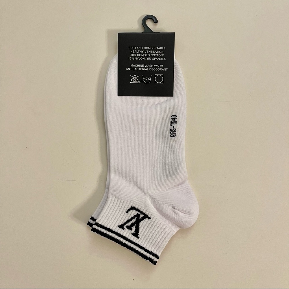 Premium Athletic Ankle Socks - White & Black Striped - Picture 2 of 5